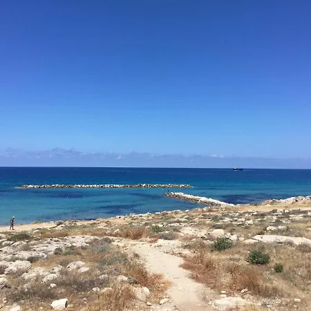 Nice Freshly Renovated Sea-view *