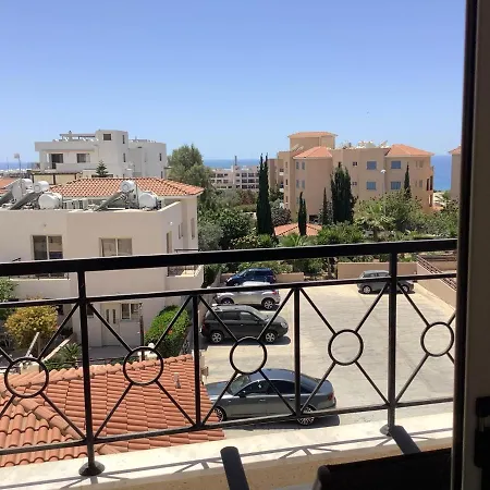 Nice Freshly Renovated Sea-view