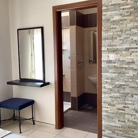 Nice Freshly Renovated Sea-view * Paphos