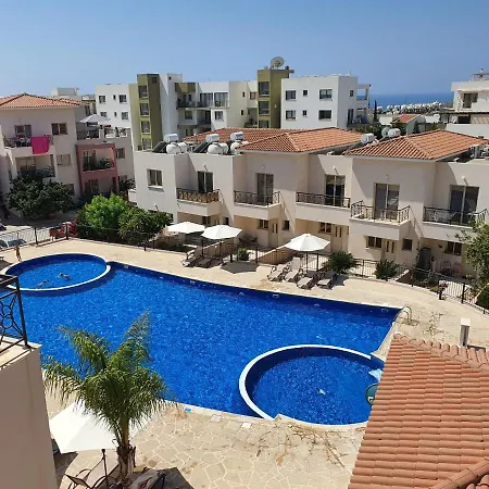 Nice Freshly Renovated Sea-view Apartment Paphos