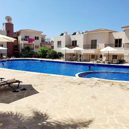Nice Freshly Renovated Sea-view Apartment