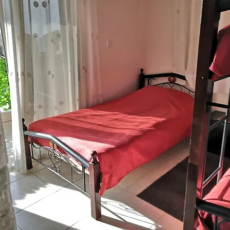 Nice Freshly Renovated Sea-view Apartment Paphos