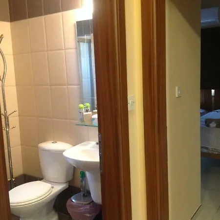 Nice Freshly Renovated Sea-view Apartment
