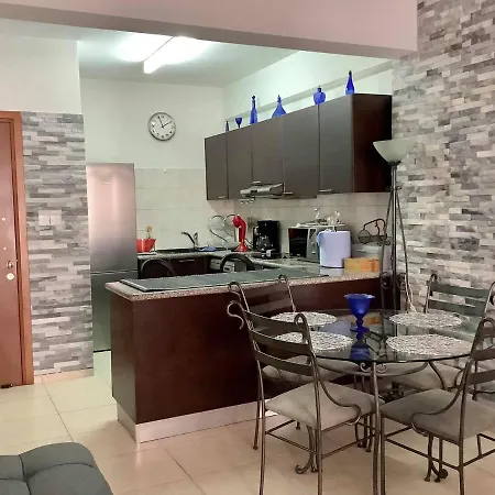 Nice Freshly Renovated Sea-view * Пафос
