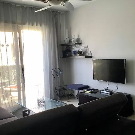 Nice Freshly Renovated Sea-view