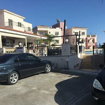 아파트 Nice Freshly Renovated Sea-view